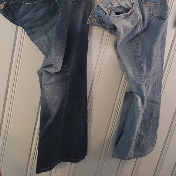 2 pairs of flair jeans - Picture 2 of 2